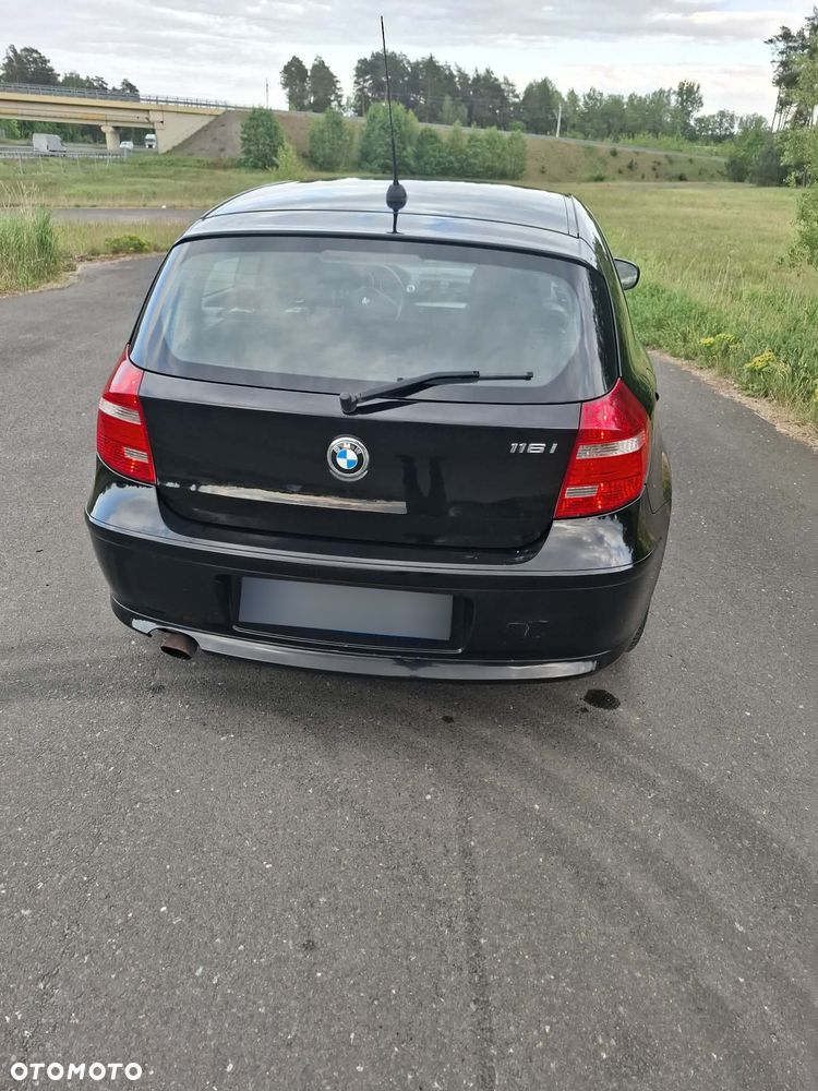 BMW Seria 1 116i - 4