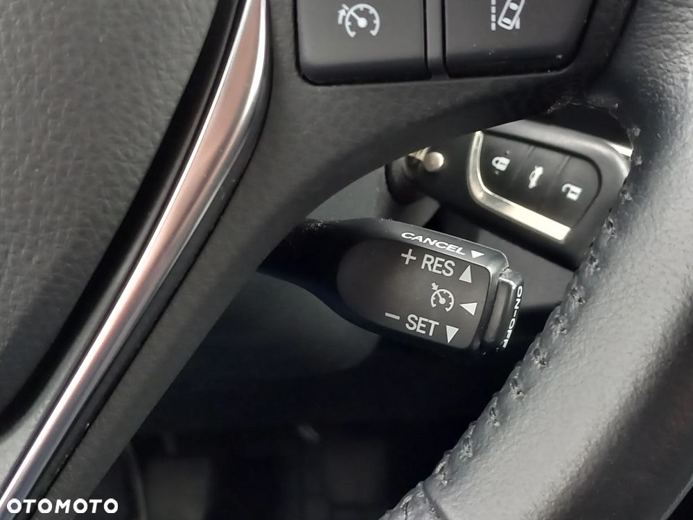 Toyota Corolla 1.6 Classic Plus - 22