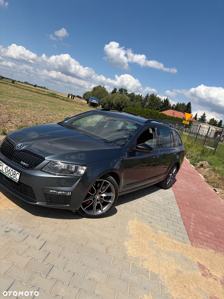Skoda Octavia 2.0 TDI RS DSG - 1