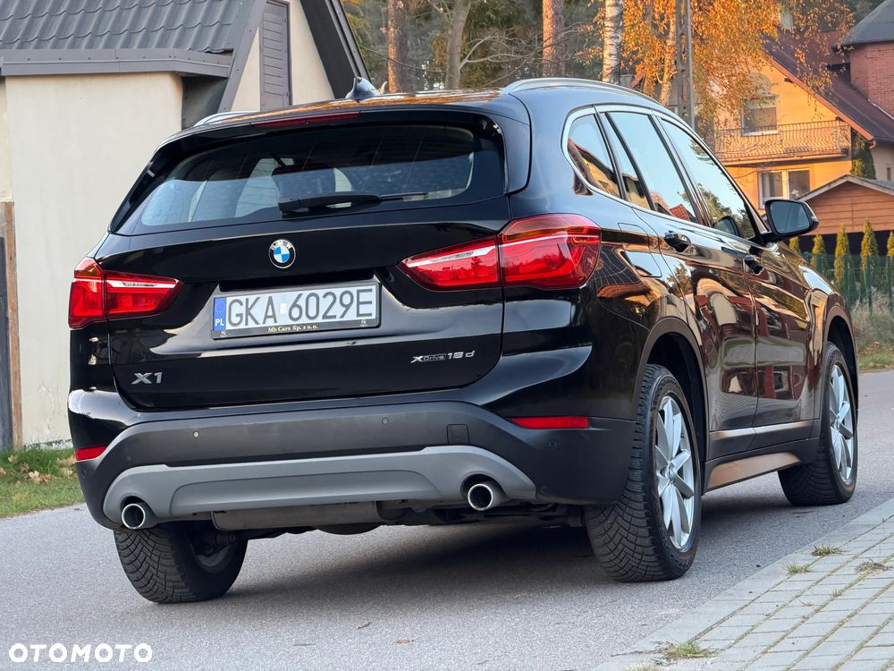 BMW X1 xDrive18d xLine - 10