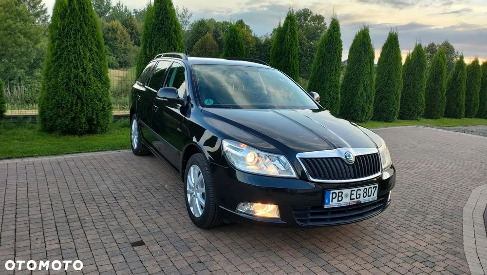 Skoda Octavia 1.6 TDI DPF Ambiente - 17