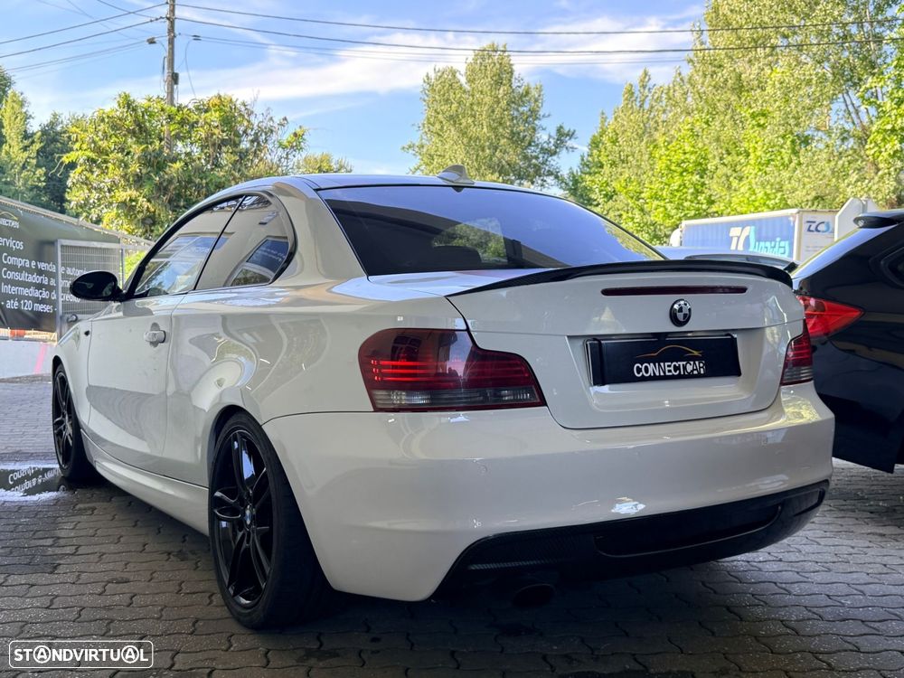 BMW 120 d Aut. Limited Edition Lifestyle c/ M Sport Pack - 10