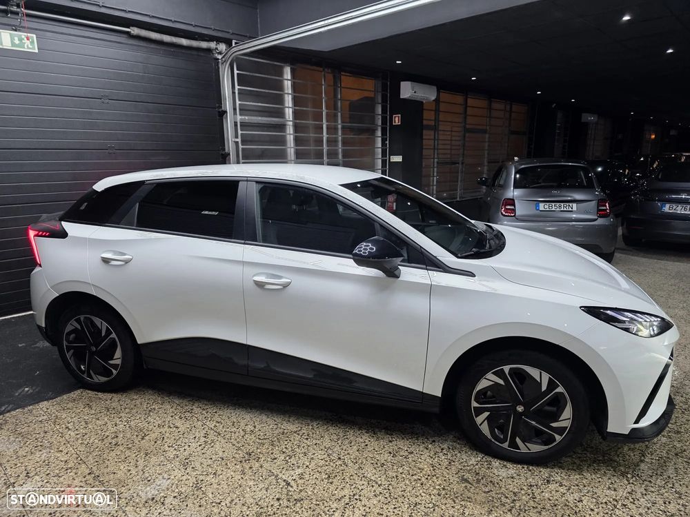 MG MG4 4 Comfort - 17