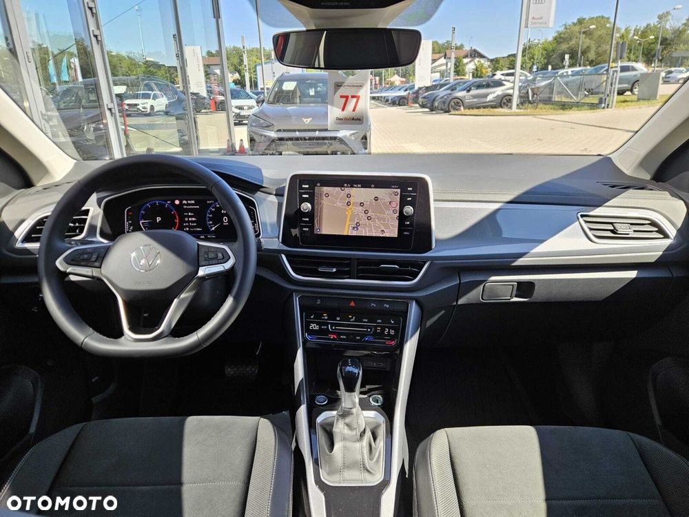 Volkswagen T-Roc - 15