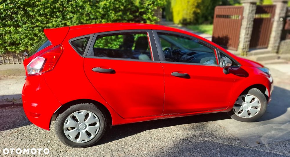 Ford Fiesta 1.25 Ambiente - 22
