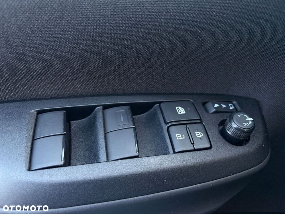 Toyota Yaris Cross Hybrid 1.5 Style - 34