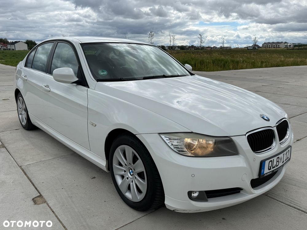 BMW Seria 3 318i Edition Lifestyle - 2