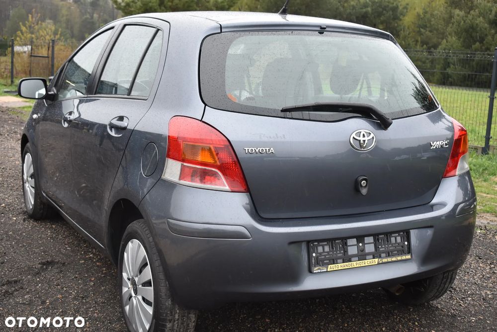 Toyota Yaris 1.33 VVT-i Life - 10