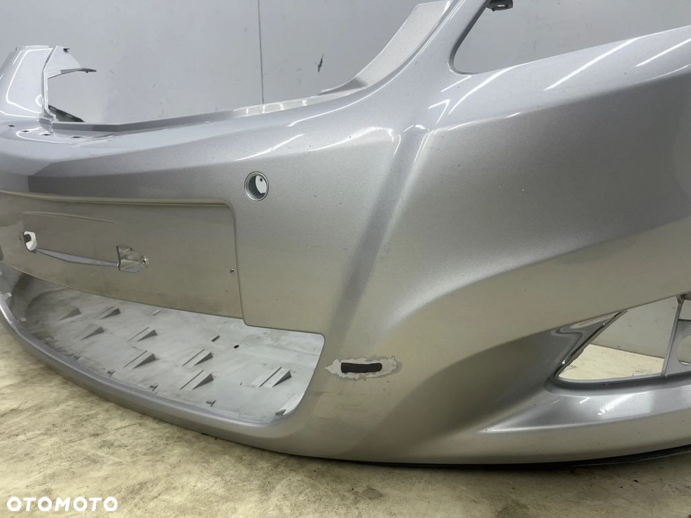 Zderzak przedni Opel Zafira B II 08-14r. Lift przód 4XPDC 13247273 - 4