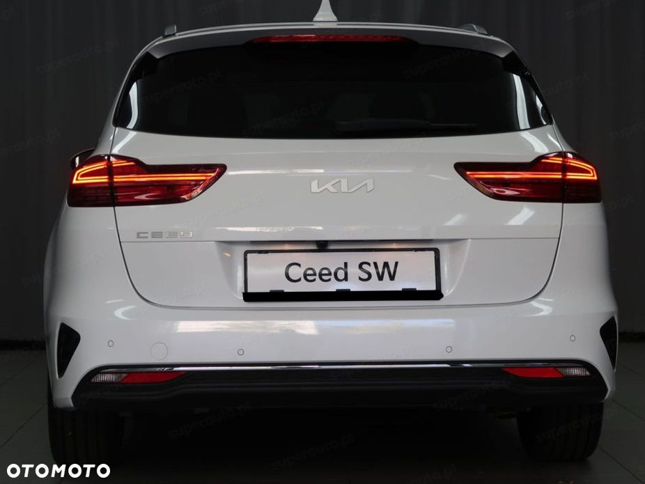 Kia Ceed 1.5 T-GDI Tribute DCT - 6