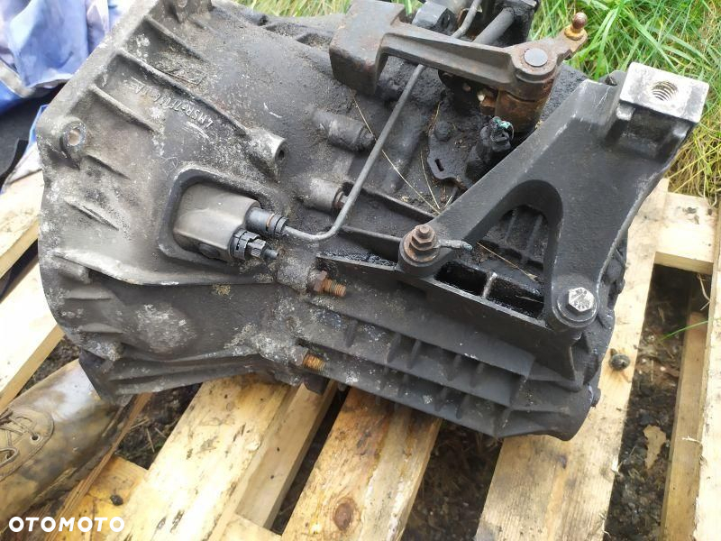 SKRZYNIA BIEGÓW MANUAL FORD FOCUS MK II 2 4M5R-7F096-YA - 2