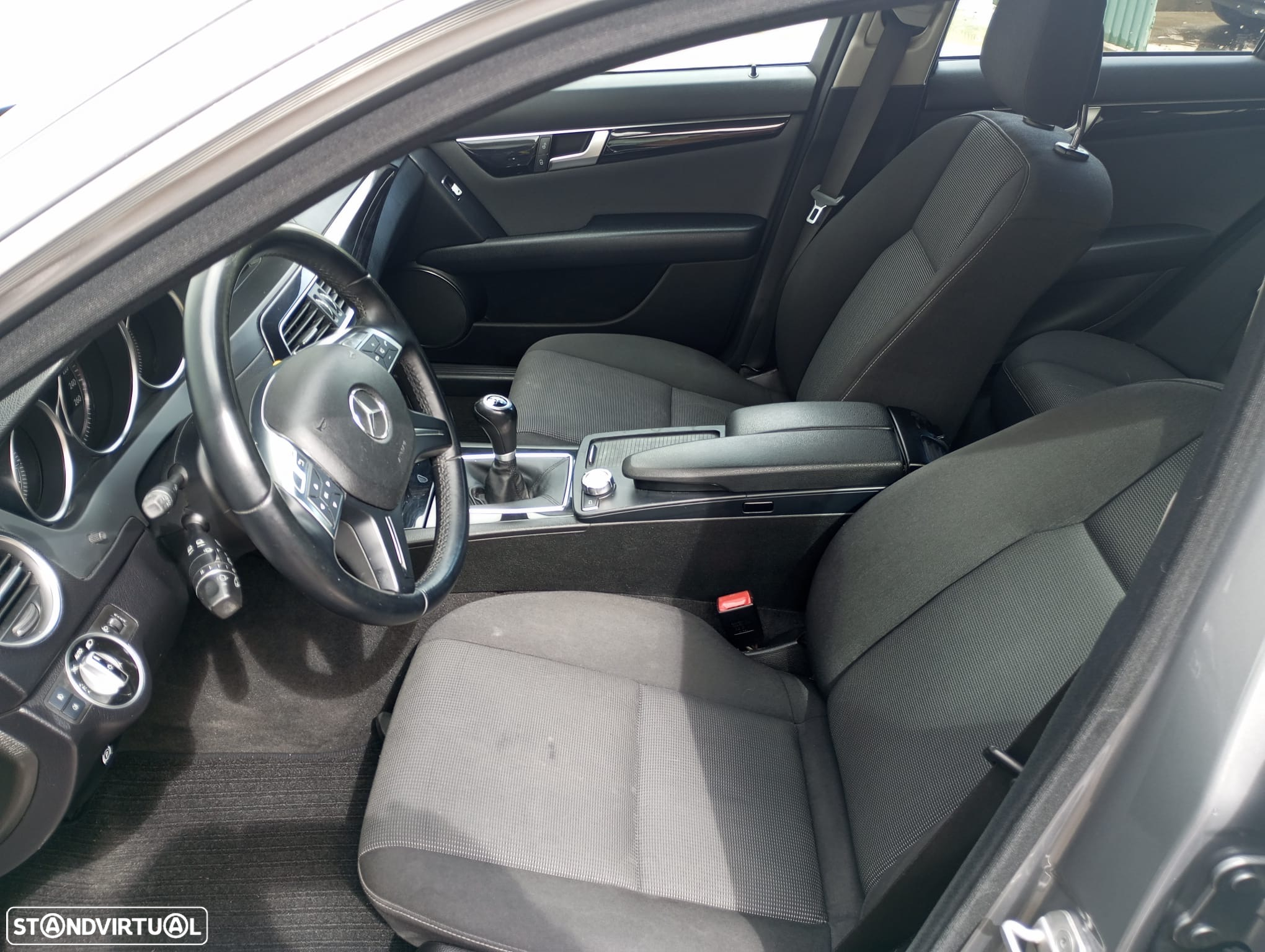 Mercedes-Benz C 180 CDi Avantgarde BlueEfficiency - 13
