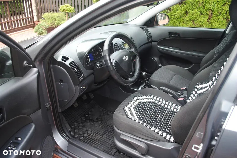 Hyundai i30 1.4 Classic - 9