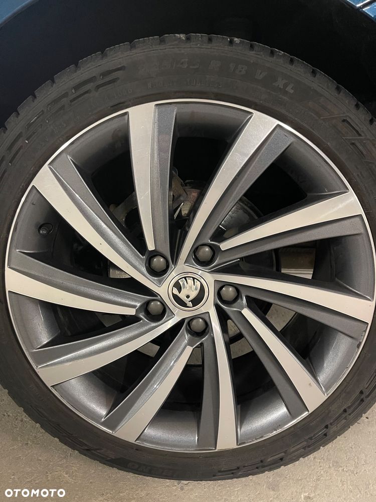Skoda Octavia 2.0 TDI SCR Style DSG - 9