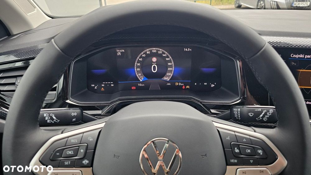 Volkswagen Polo - 30
