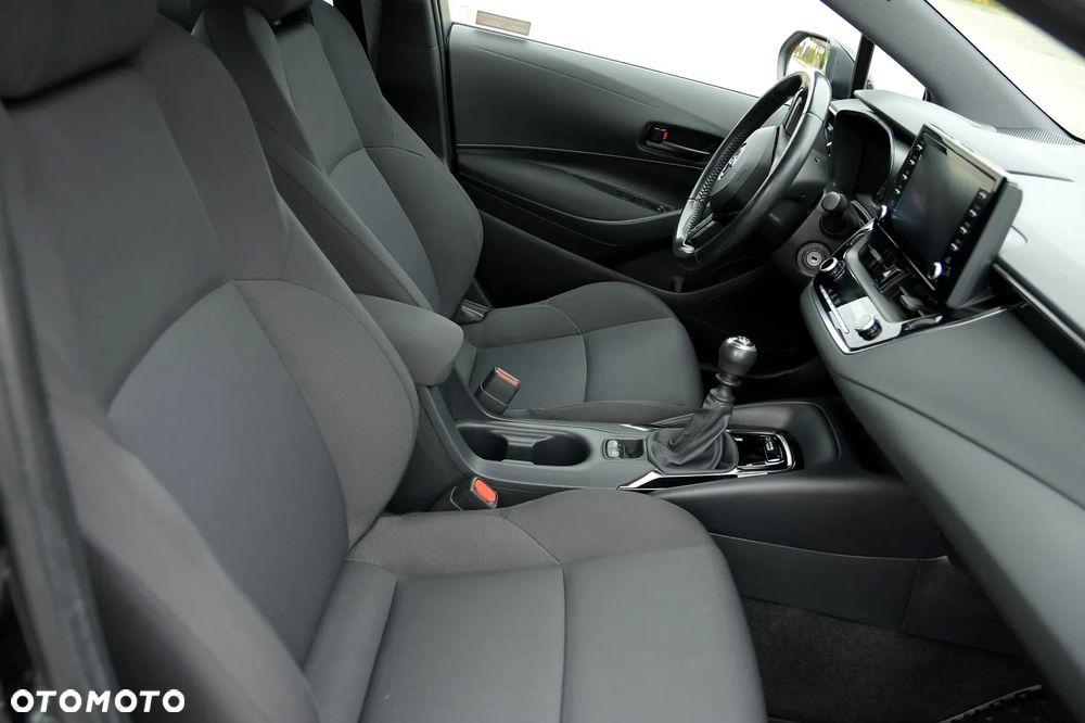 Toyota Corolla - 16