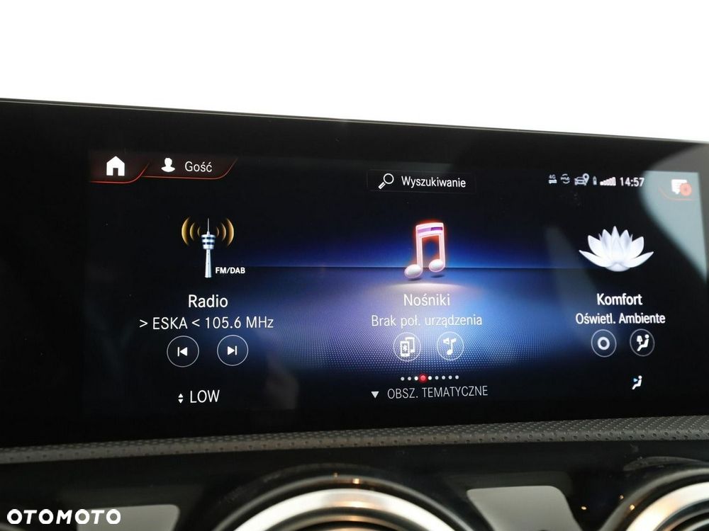 Mercedes-Benz CLA 180 7G-DCT AMG Line - 24