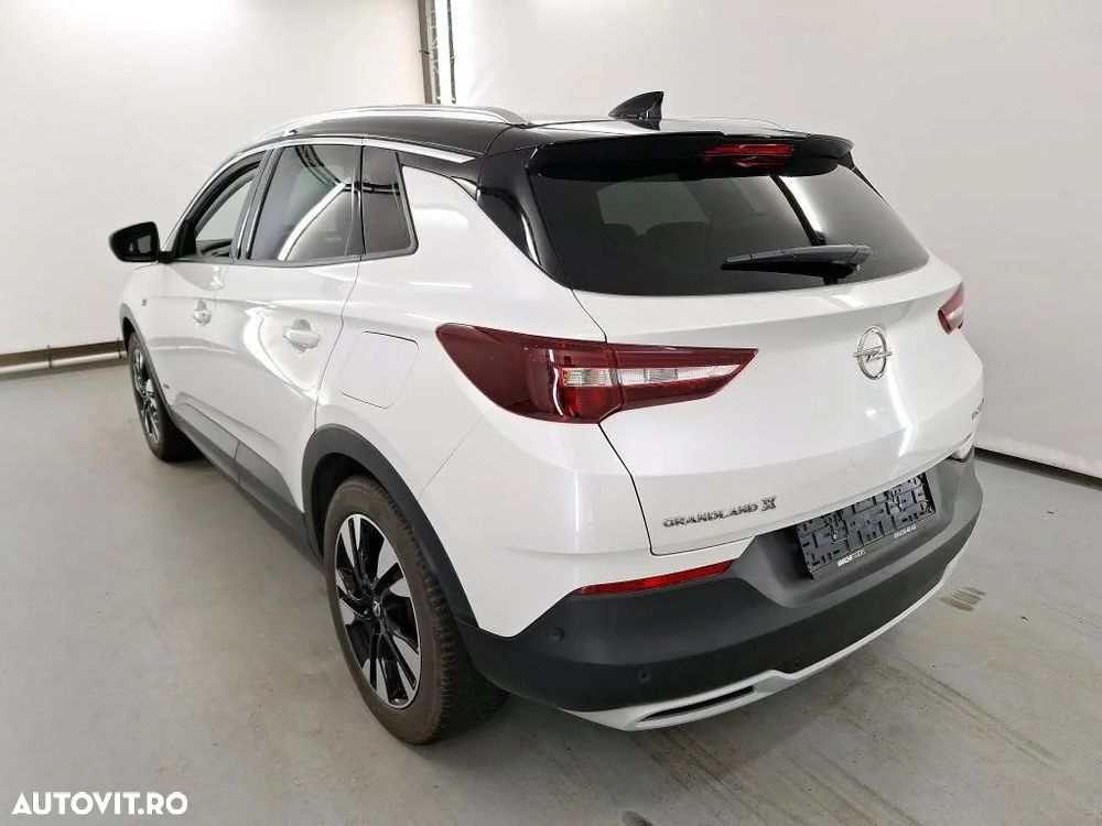 Opel Grandland X 1.6 Turbo Hybrid START/STOP 4X4 Ultimate - 4
