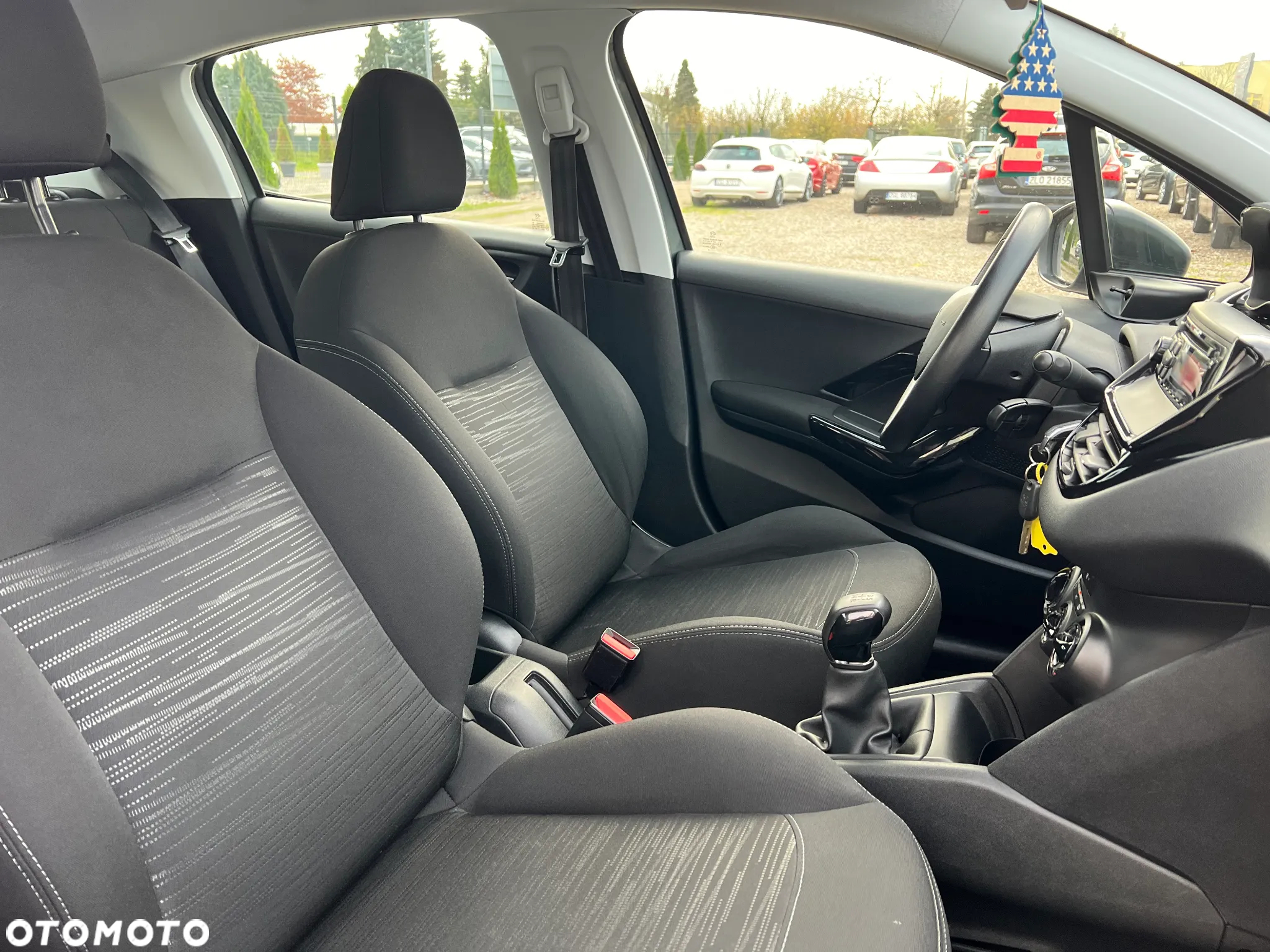 Peugeot 208 PureTech 68 Active - 33