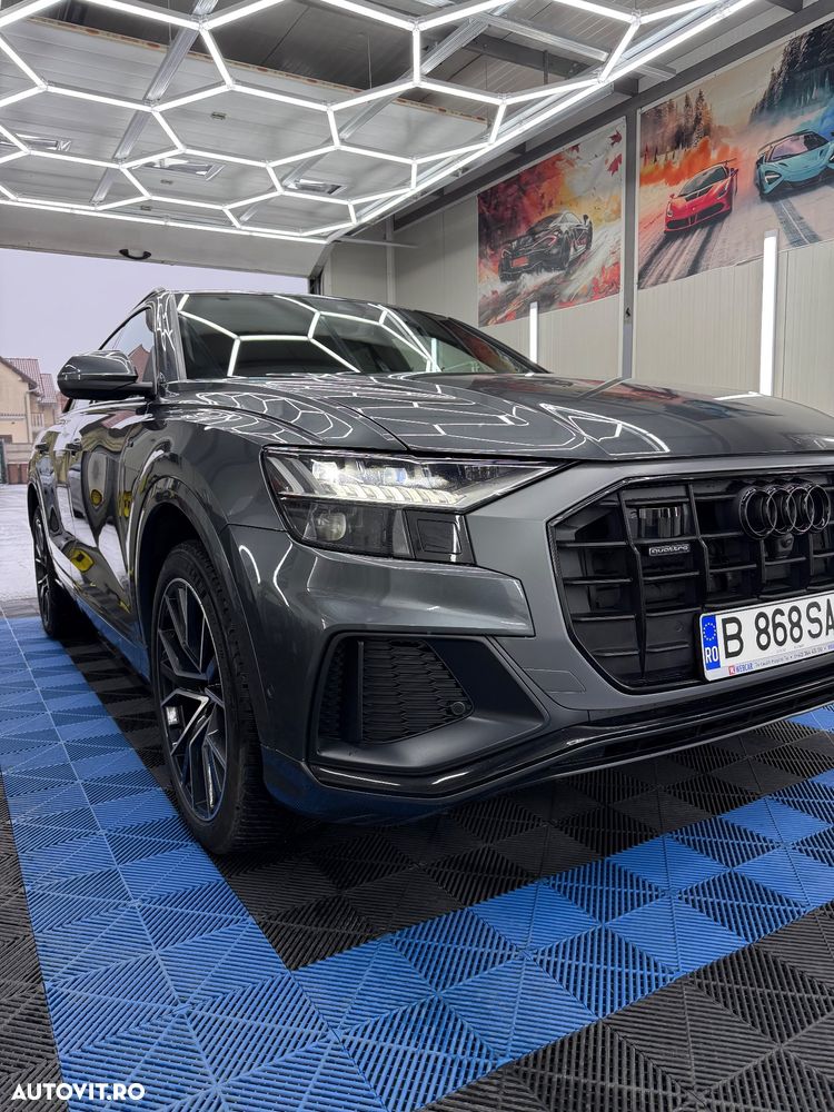 Audi Q8 - 1