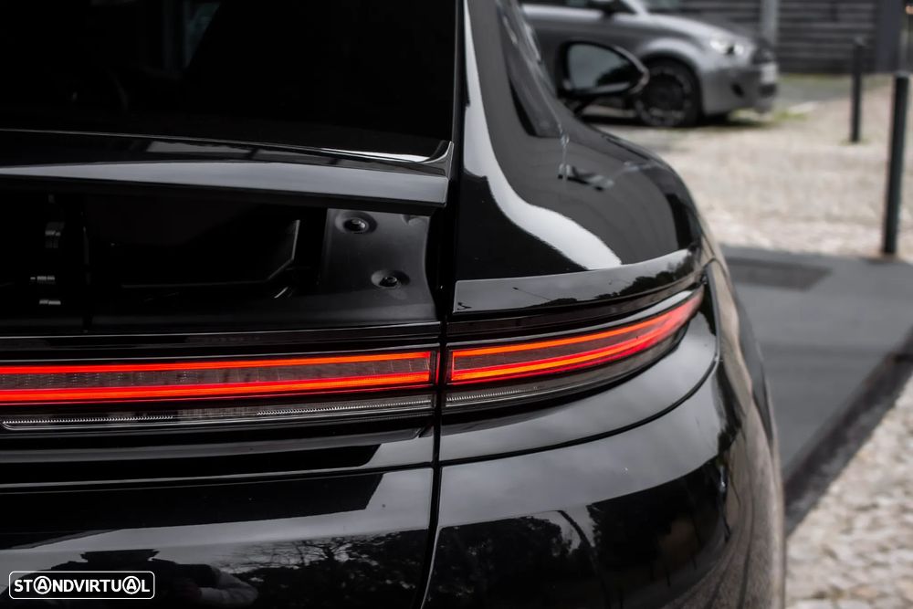 Porsche Panamera 4S E-Hybrid - 12