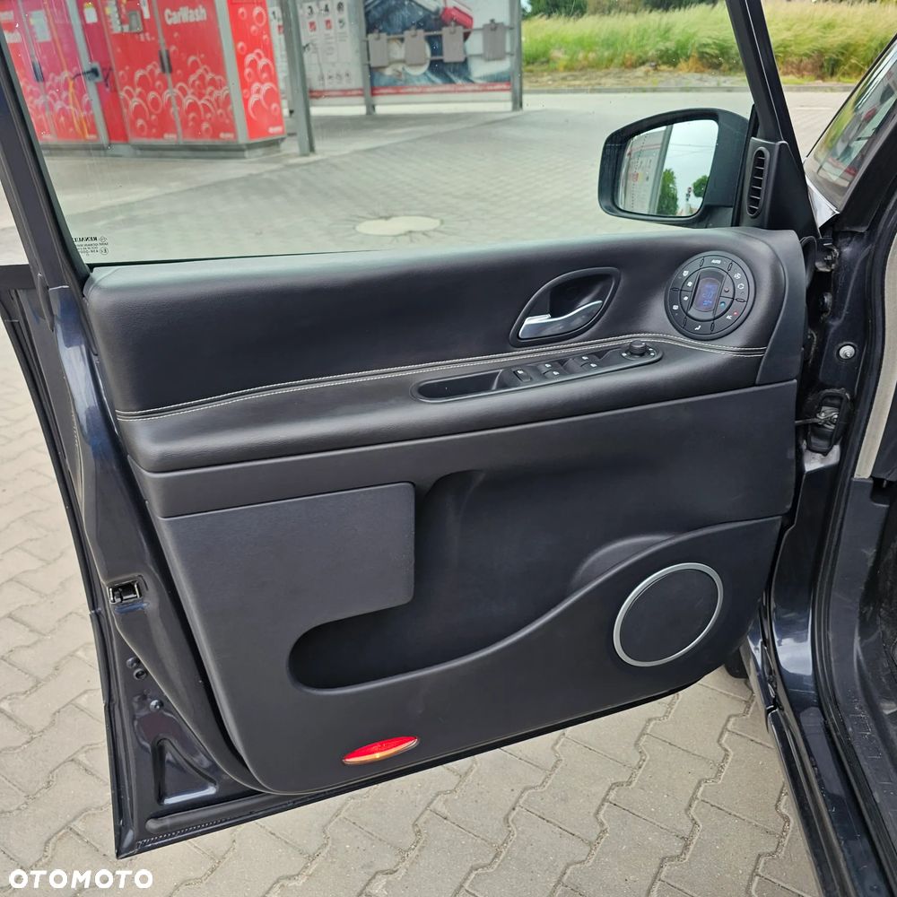 Renault Grand Espace 2.0 dCi FAP Navitech - 11