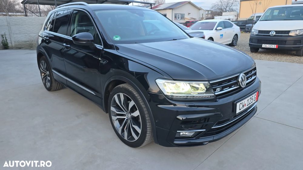 Volkswagen Tiguan - 1