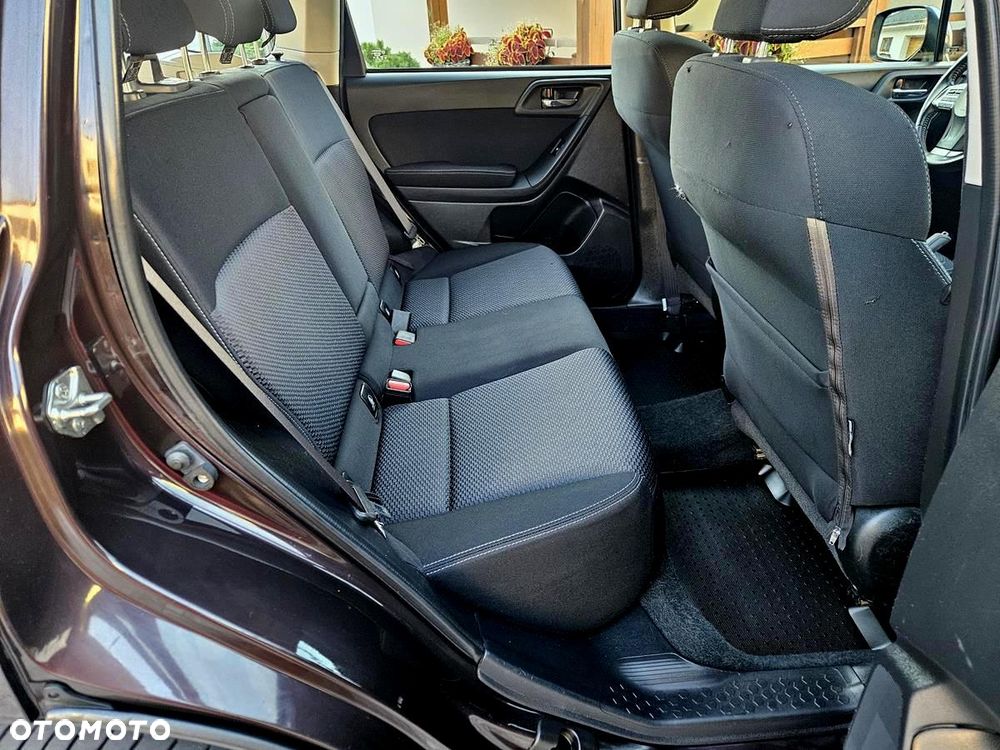 Subaru Forester 2.0X Active - 25
