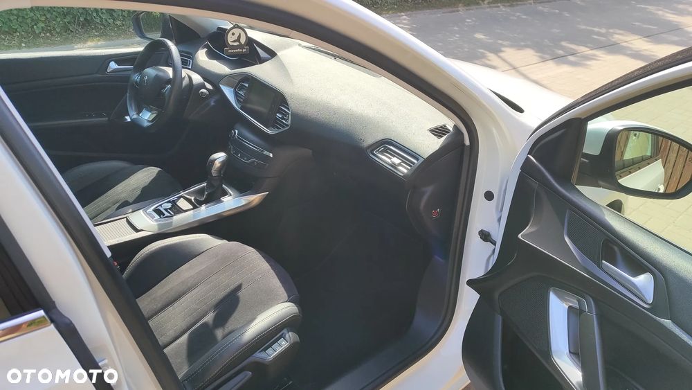 Peugeot 308 BlueHDi 120 EAT6 Stop & Start Allure - 13