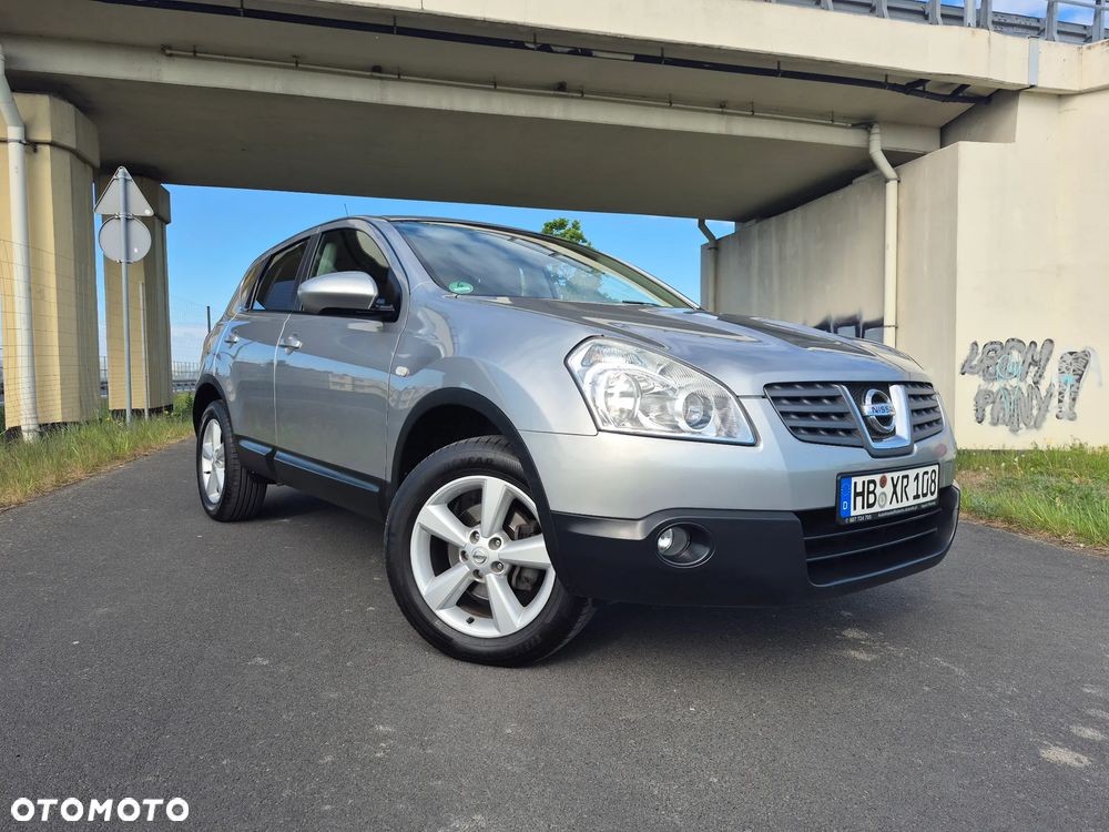 Nissan Qashqai - 1