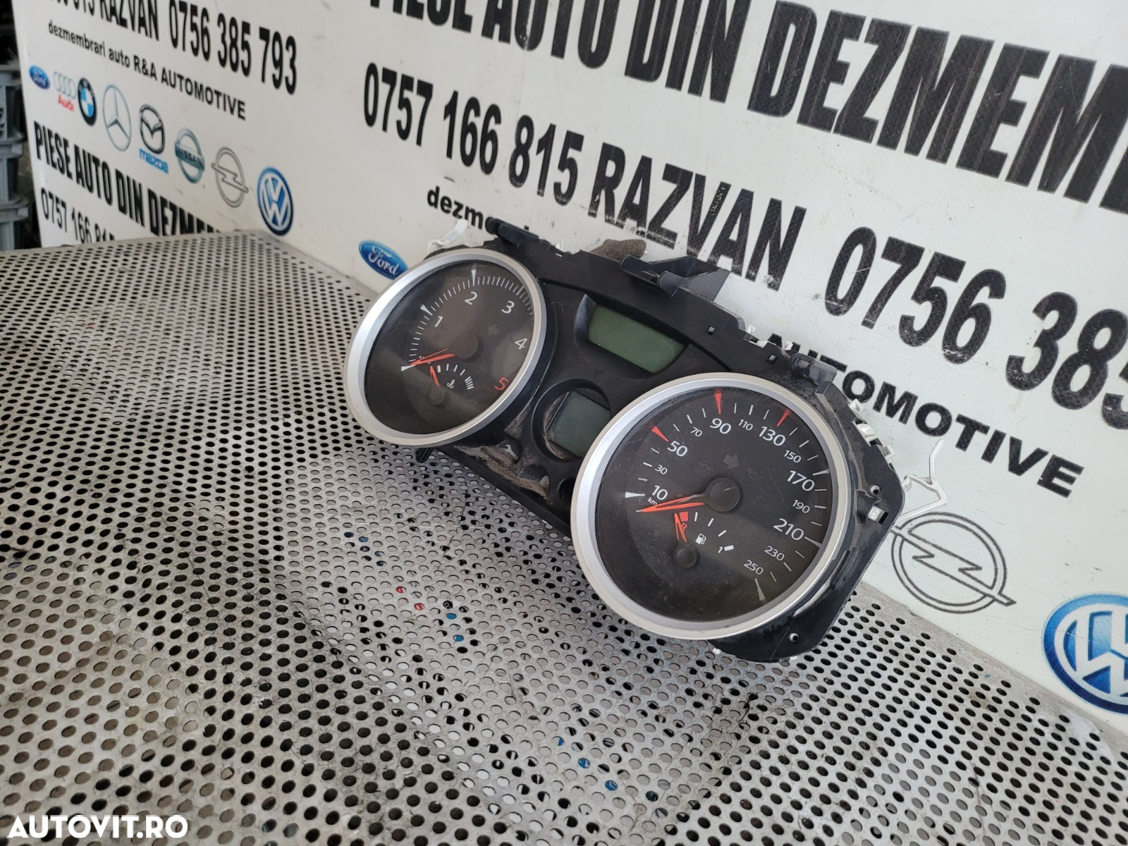Ceasuri Bord Renault Megane 2 1.5 Dci Euro 4 Volan Stanga Livram Oriunde In Tara Dezmembrez Renault Megane 2 1.5 Dci Euro 4 - 3