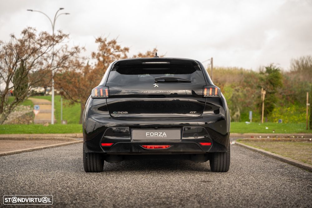 Peugeot e-208 GT - 5