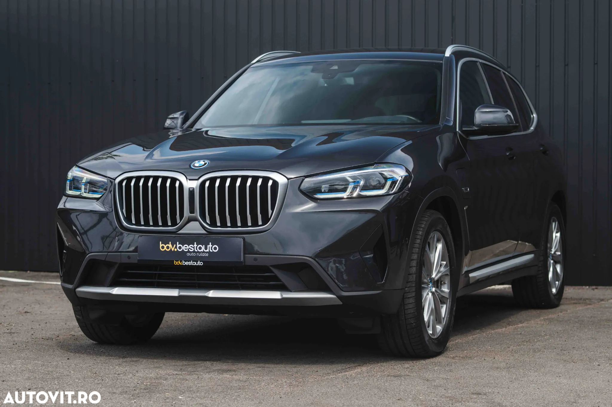 BMW X3 xDrive30e AT PHEV - 37