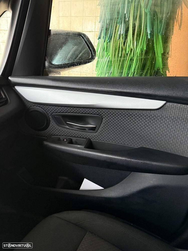 BMW 216 Gran Tourer i 7L Advantage - 27