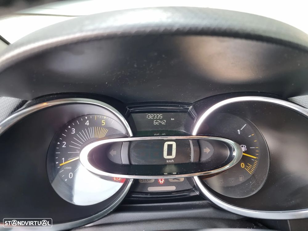 Renault Clio 1.5 dCi Dynamique S - 15