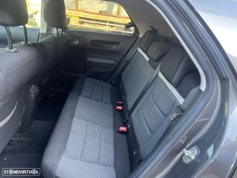 Citroën C4 Cactus 1.2 PureTech Shine EAT6 - 12