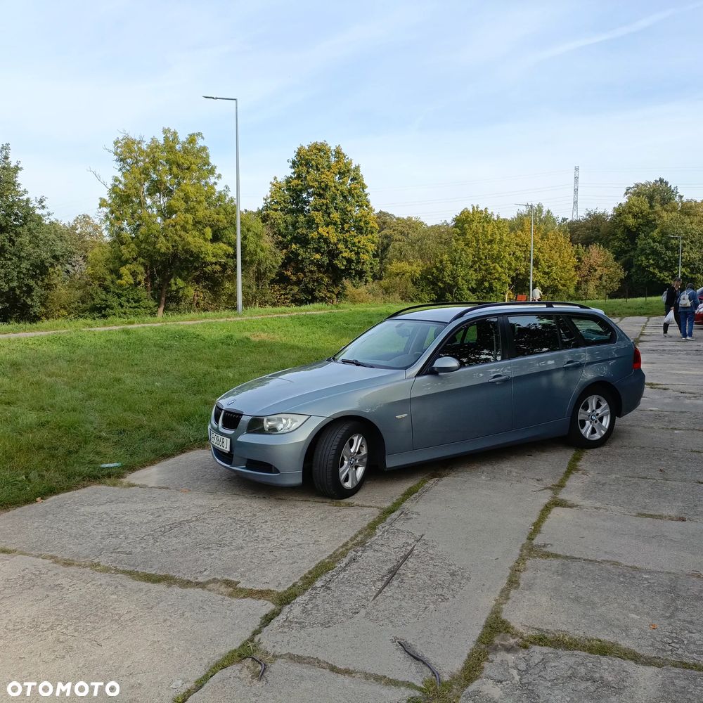 BMW Seria 3 318i Edition Lifestyle - 1