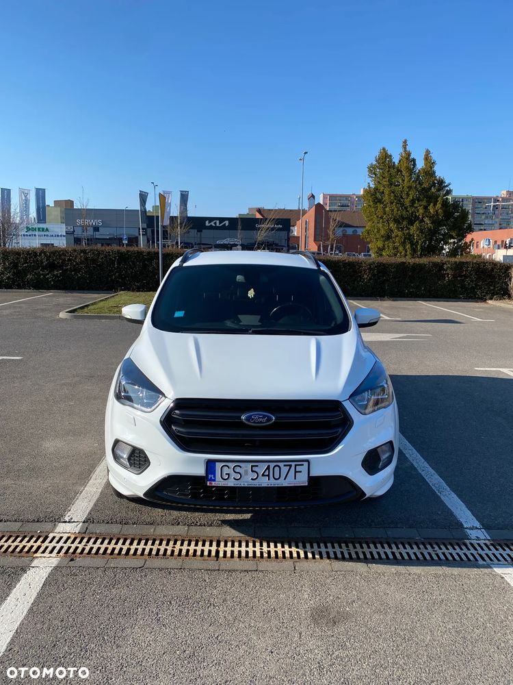 Ford Kuga - 2