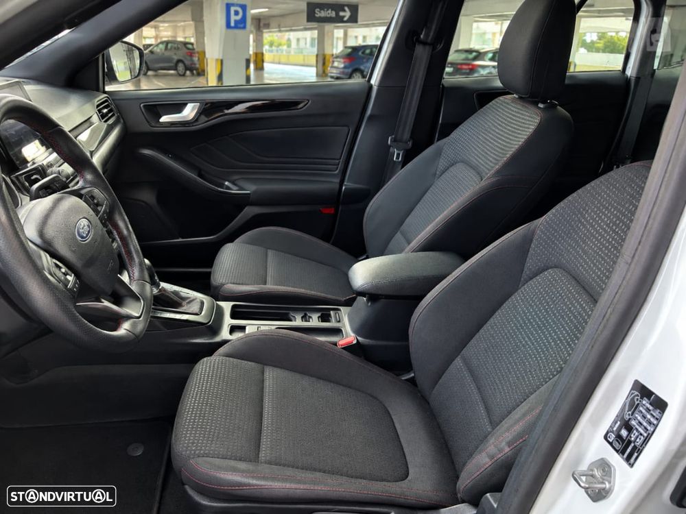 Ford Focus 1.0 EcoBoost ST-Line - 5