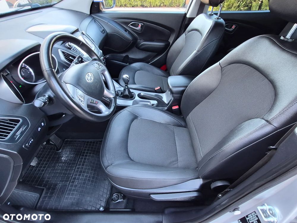 Hyundai ix35 - 13