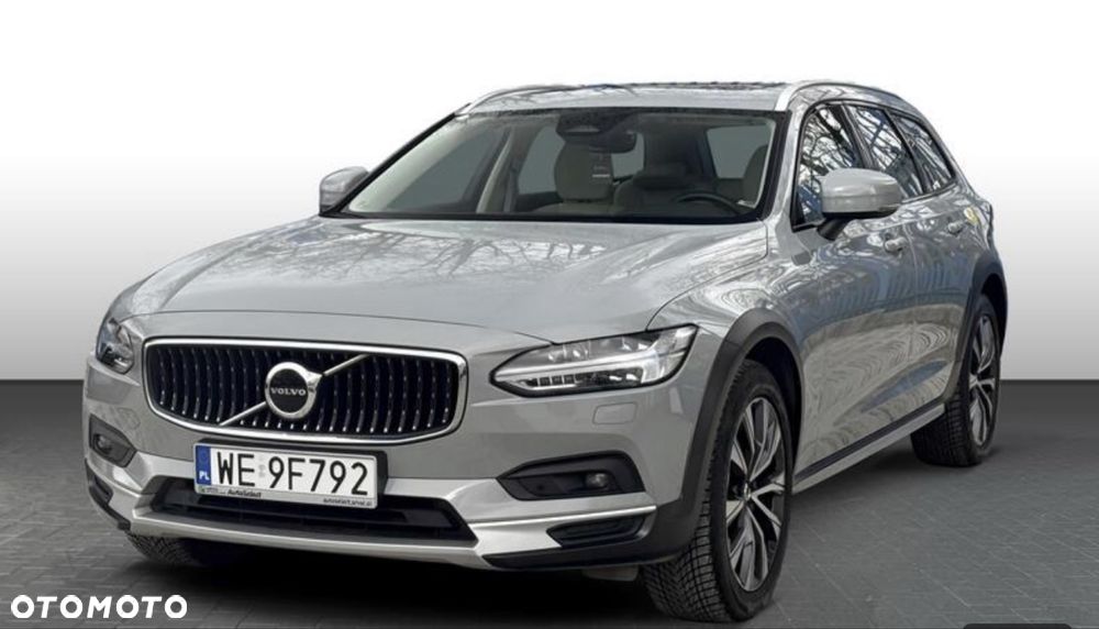 Volvo V90 Cross Country - 1