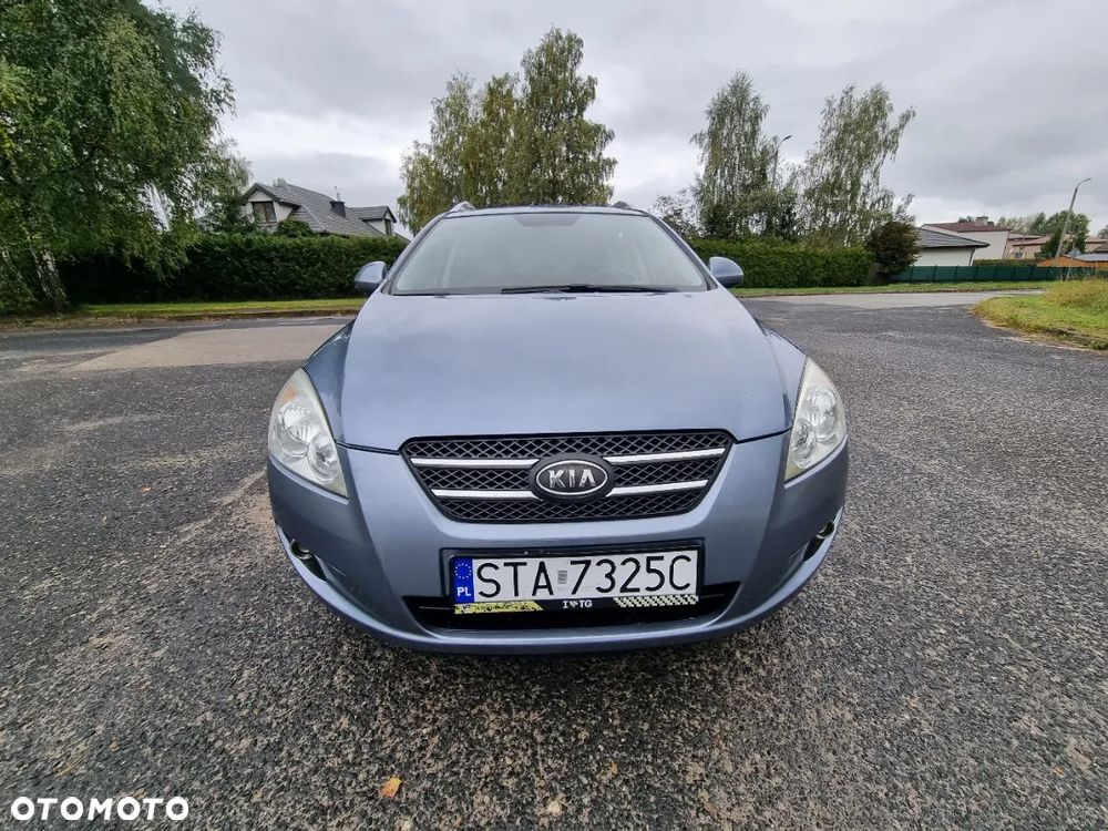 Kia Ceed Cee'd 1.6 Comfort + - 10