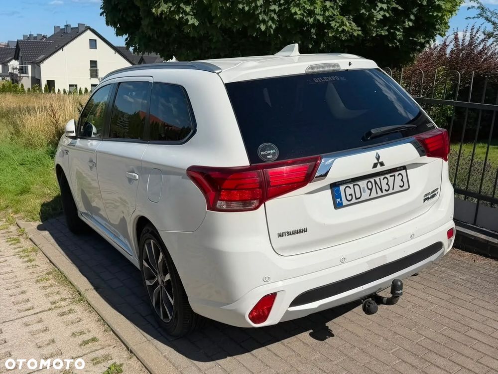 Mitsubishi Outlander Intense + - 5