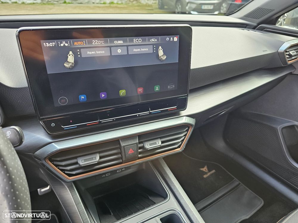 Cupra Leon 1.4 e-Hybrid VZ DSG - 11