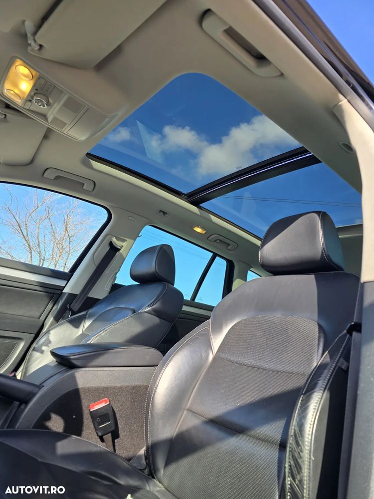 Skoda Superb Combi 2.0 TDI Elegance - 6