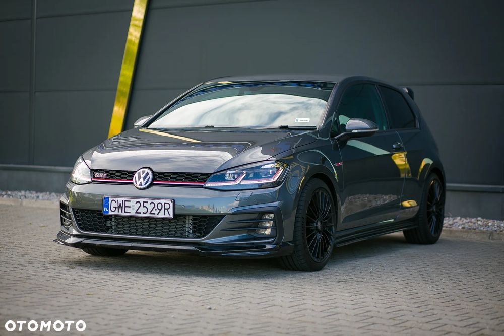 Volkswagen Golf GTI 2.0 TSI OPF Performance - 6