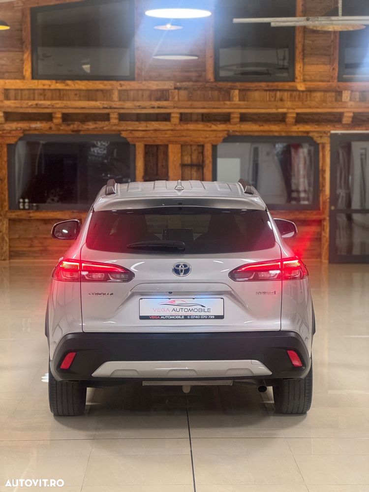 Toyota Corolla Cross Hybrid 2.0 VVT-i Team Deutschland - 38