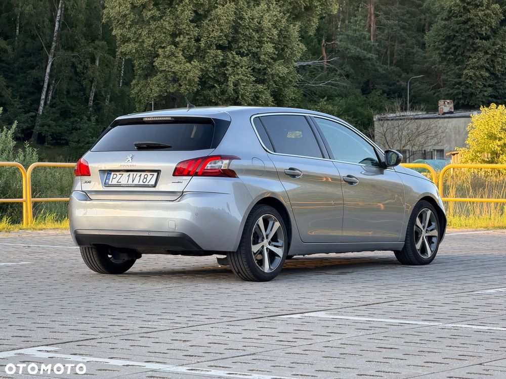 Peugeot 308 BlueHDi 150 EAT6 Stop & Start Allure - 4