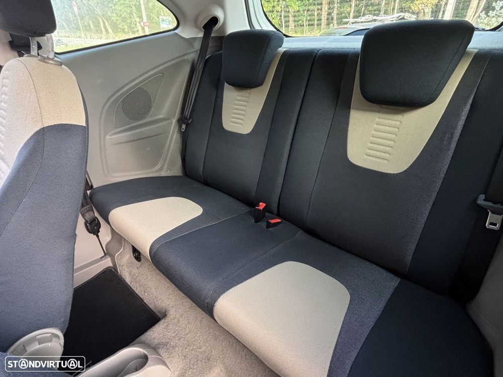 Ford KA 1.2 Titanium - 11