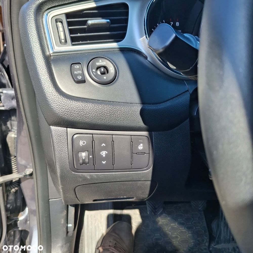 Kia Ceed 1.4 Vision - 11